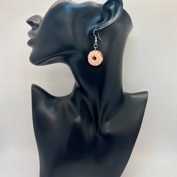 Sprinkle Donut Earrings - Croissant Earrings - Food Earrings - Baker Earrings - Picture 7 of 9